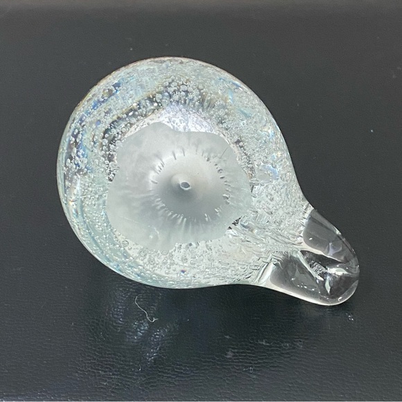 Murano Style Clear Glass Bird Paperweight Controlled Bubbles Art Glass Bird - Picture 5 of 15